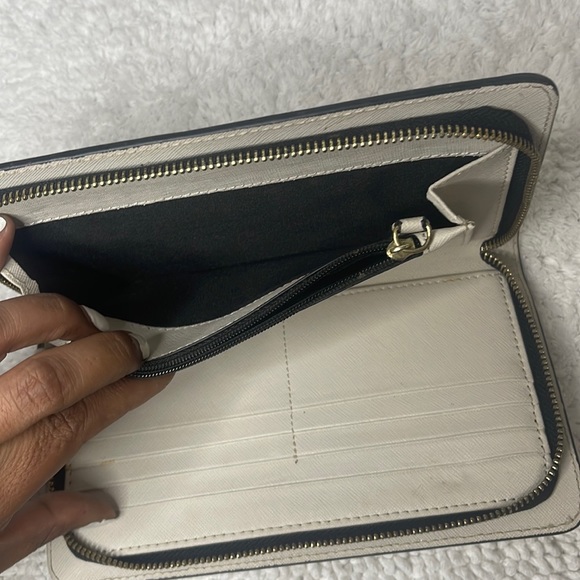 Calvin Klein wallet clutch. beige/nude - Picture 4 of 4